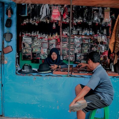 Kios pulsa dan fotokopi, daftar layanan